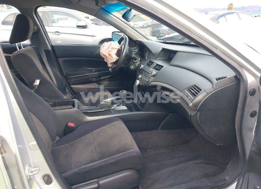 Photo 5 of 2009 Honda Accord 2.4 LX (VIN 1HGCP26329A179611)