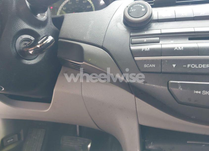 Photo 11 of 2009 Honda Accord 2.4 LX (VIN 1HGCP26329A187756)