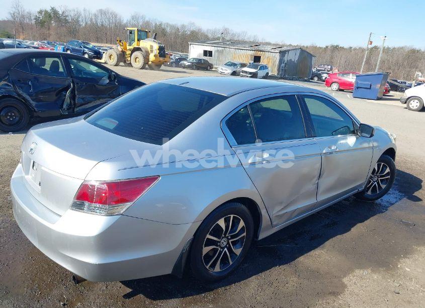 Photo 4 of 2008 Honda Accord 2.4 LX (VIN 1HGCP26338A010907)
