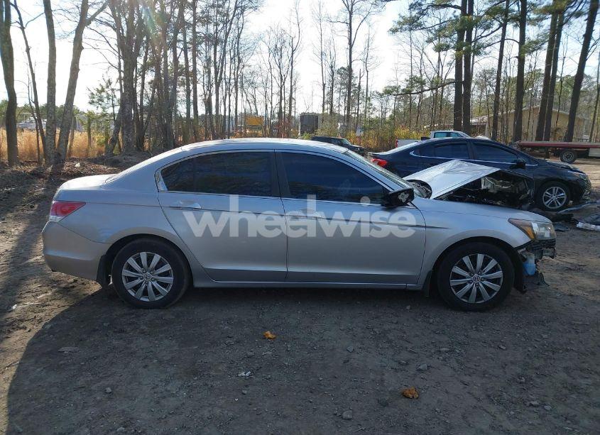 Photo 14 of 2009 Honda Accord 2.4 LX (VIN 1HGCP26339A017289)