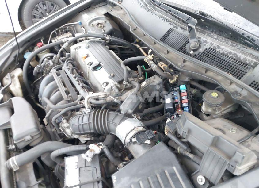 Photo 10 of 2009 Honda Accord 2.4 LX (VIN 1HGCP26339A019852)