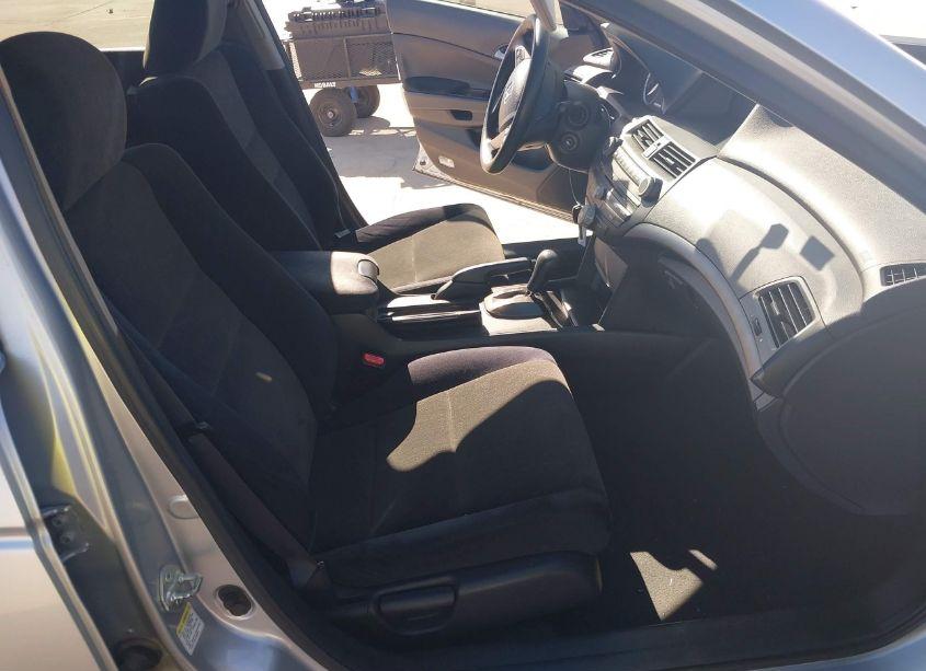 Photo 5 of 2009 Honda Accord 2.4 LX (VIN 1HGCP26339A038594)