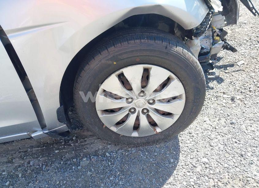 Photo 12 of 2009 Honda Accord 2.4 LX (VIN 1HGCP26339A055962)