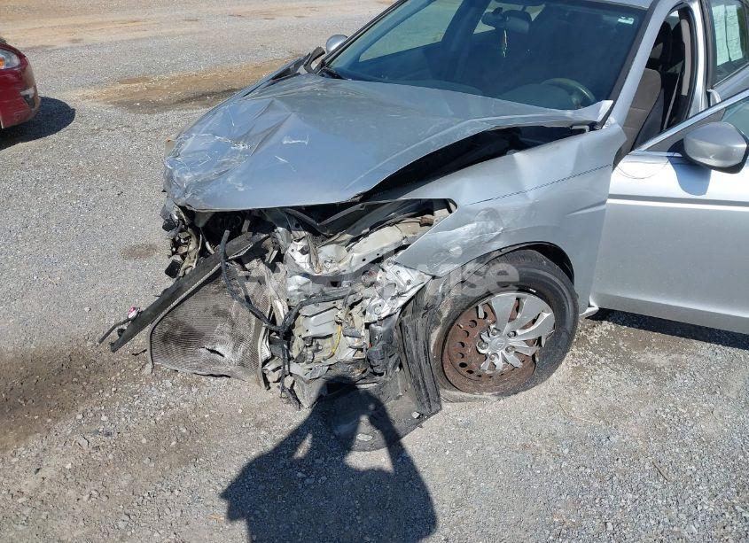 Photo 6 of 2009 Honda Accord 2.4 LX (VIN 1HGCP26339A055962)