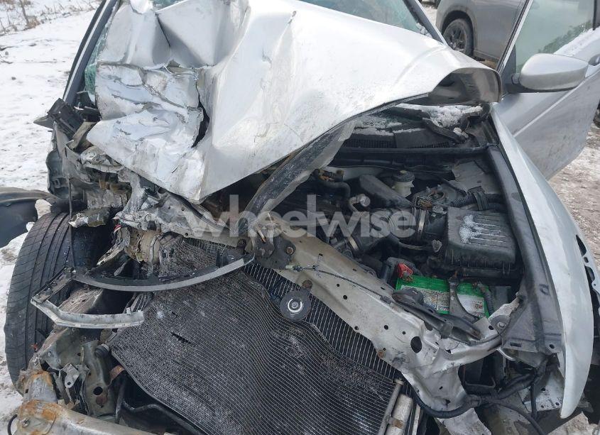 Photo 10 of 2009 Honda Accord 2.4 LX (VIN 1HGCP26339A110636)