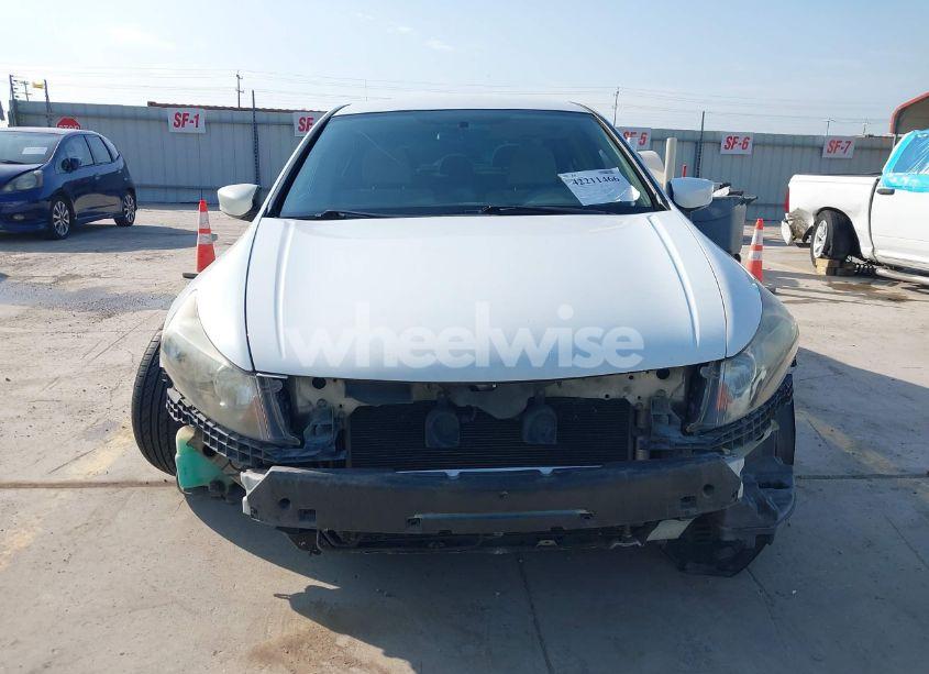 Photo 13 of 2009 Honda Accord 2.4 LX (VIN 1HGCP26339A125055)