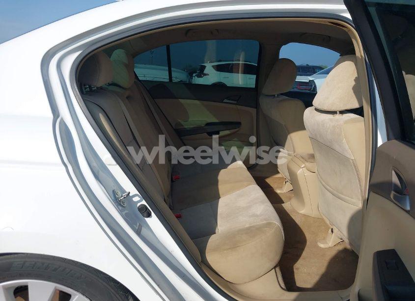 Photo 8 of 2009 Honda Accord 2.4 LX (VIN 1HGCP26339A125055)