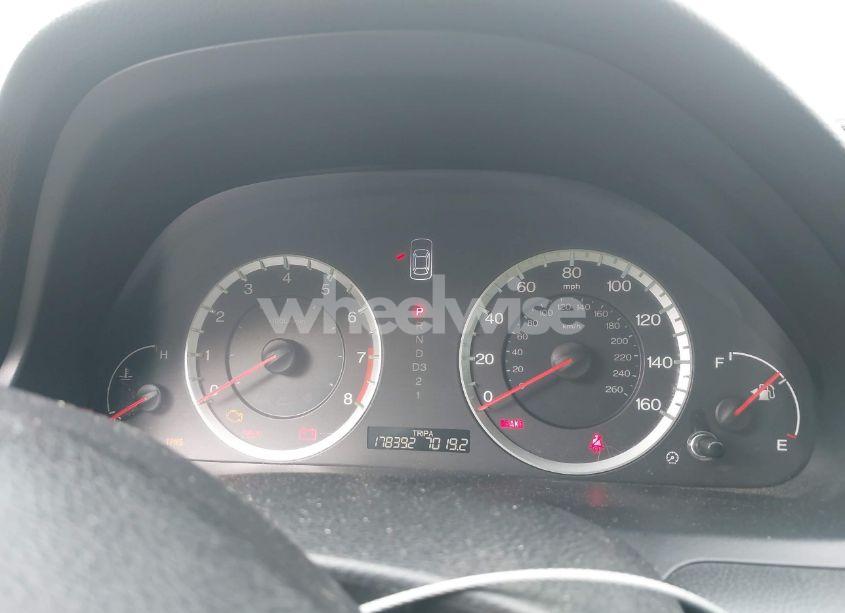 Photo 7 of 2009 Honda Accord 2.4 LX (VIN 1HGCP26339A143488)