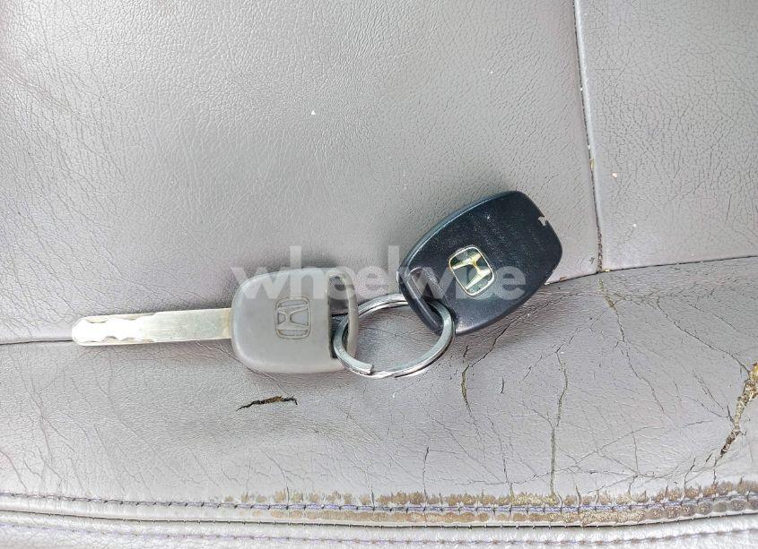 Photo 11 of 2009 Honda Accord LX (VIN 1HGCP26339A198653)
