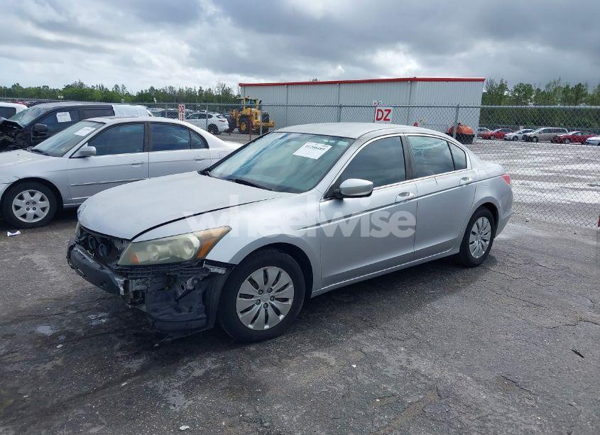 Photo 2 of 2009 Honda Accord LX (VIN 1HGCP26339A198653)