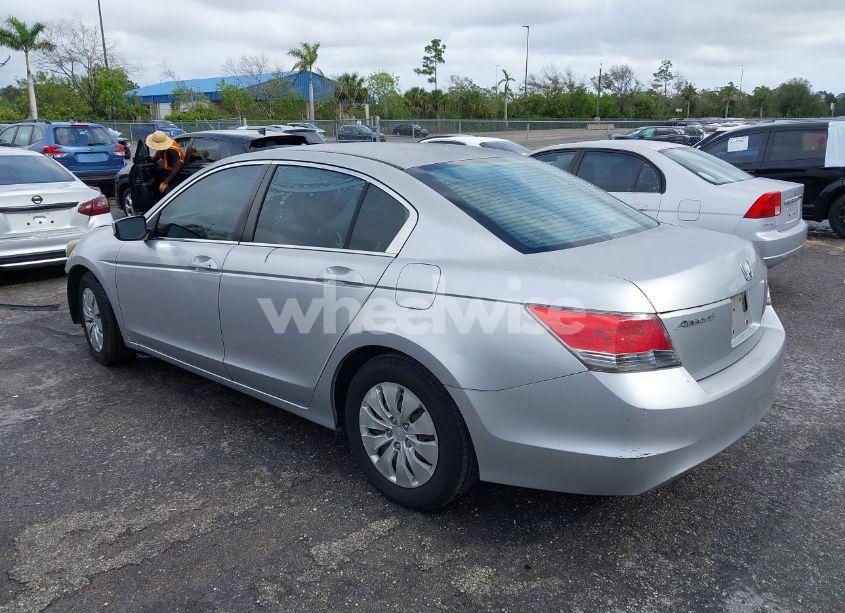 Photo 3 of 2009 Honda Accord LX (VIN 1HGCP26339A198653)