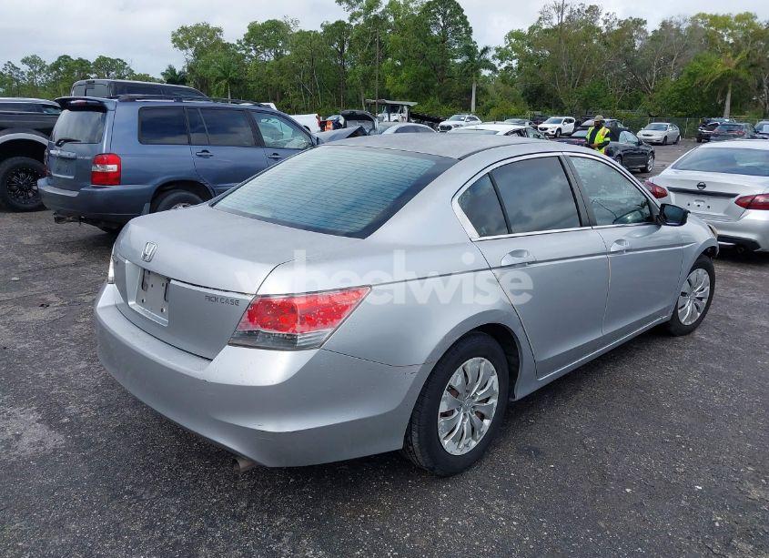 Photo 4 of 2009 Honda Accord LX (VIN 1HGCP26339A198653)