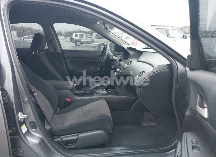 Photo 5 of 2009 Honda Accord 2.4 LX (VIN 1HGCP26349A030732)