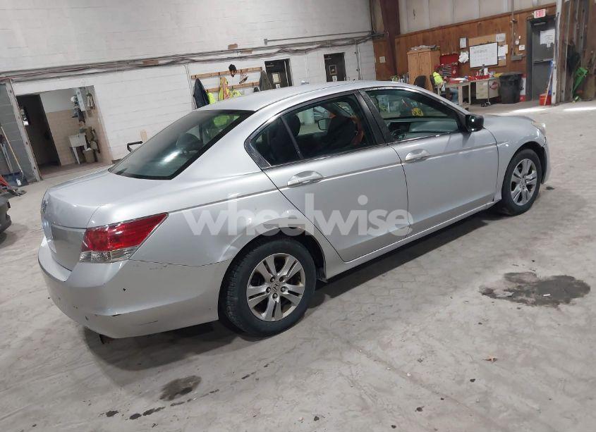 Photo 4 of 2009 Honda Accord 2.4 LX (VIN 1HGCP26349A030990)