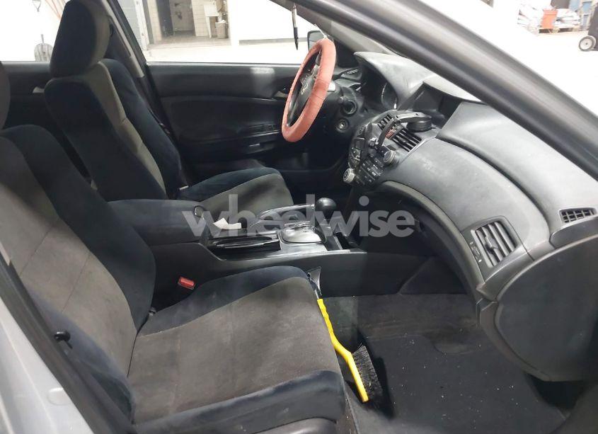 Photo 5 of 2009 Honda Accord 2.4 LX (VIN 1HGCP26349A030990)