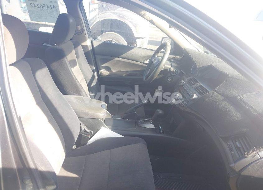 Photo 5 of 2009 Honda Accord 2.4 LX (VIN 1HGCP26349A056053)