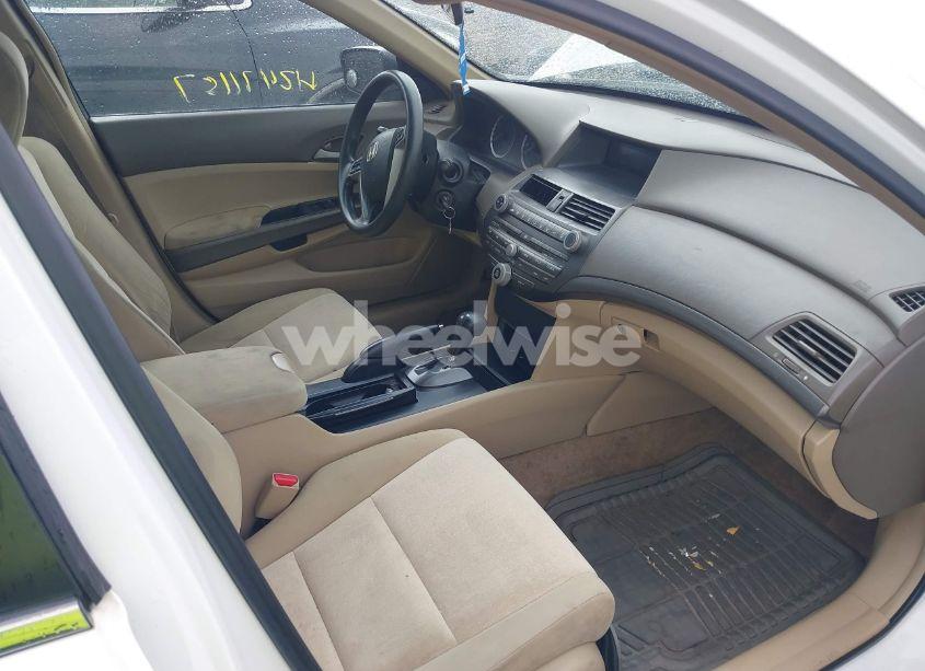 Photo 5 of 2009 Honda Accord 2.4 LX (VIN 1HGCP26349A086606)