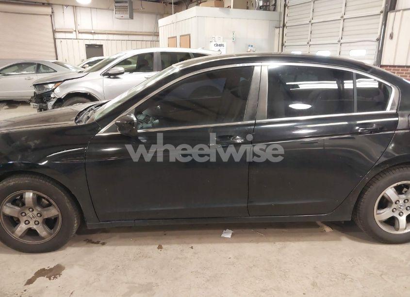 Photo 14 of 2009 Honda Accord 2.4 LX (VIN 1HGCP26349A157917)