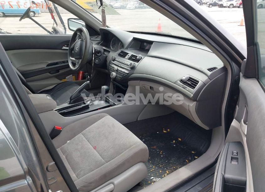 Photo 5 of 2009 Honda Accord 2.4 LX (VIN 1HGCP26349A163216)