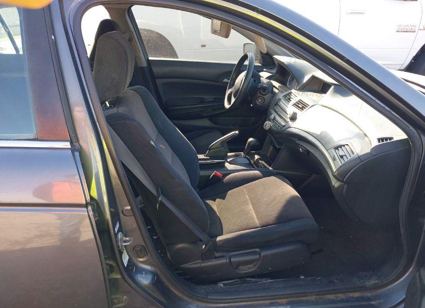 Photo 5 of 2009 Honda Accord 2.4 LX (VIN 1HGCP26349A167637)