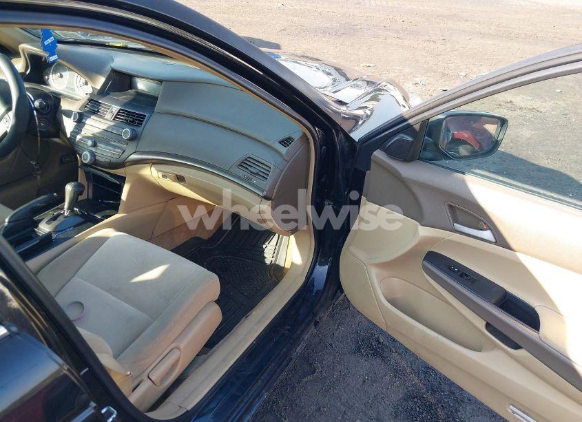 Photo 5 of 2009 Honda Accord 2.4 LX (VIN 1HGCP26359A039052)