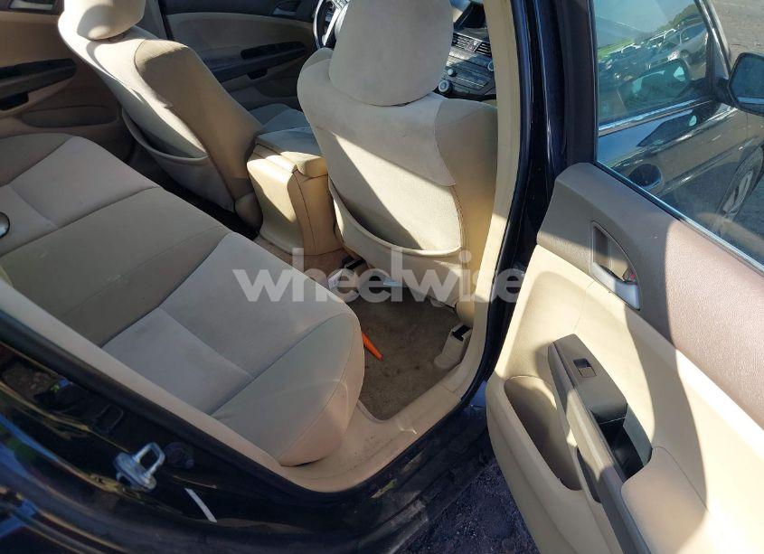 Photo 8 of 2009 Honda Accord 2.4 LX (VIN 1HGCP26359A039052)