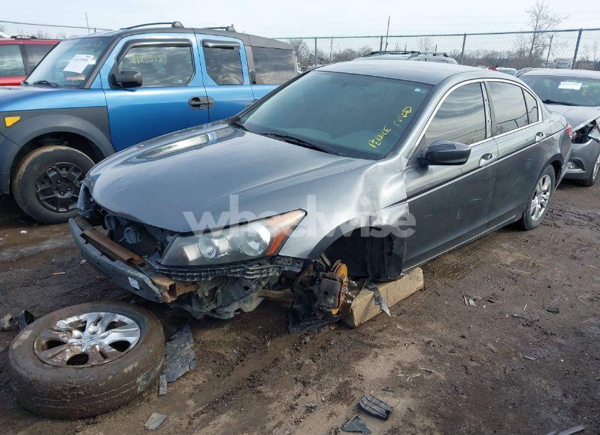 Photo 2 of 2009 Honda Accord 2.4 LX (VIN 1HGCP26359A107561)
