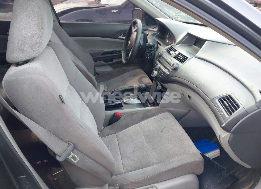 Photo 5 of 2009 Honda Accord 2.4 LX (VIN 1HGCP26359A107561)