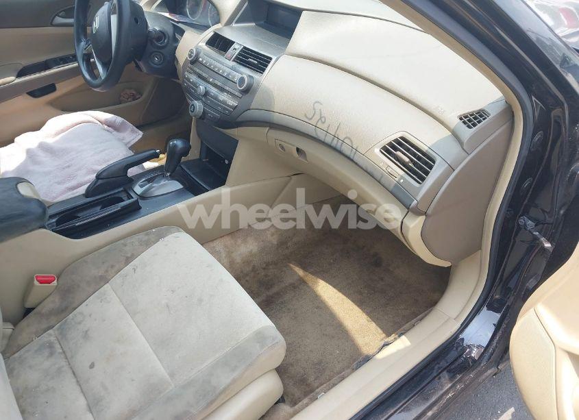 Photo 5 of 2009 Honda Accord 2.4 LX (VIN 1HGCP26359A113408)