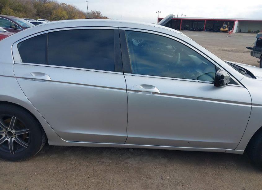 Photo 5 of 2009 Honda Accord 2.4 LX (VIN 1HGCP26359A152631)