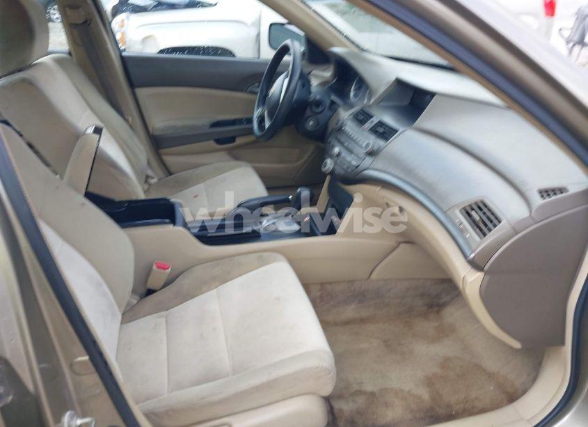 Photo 5 of 2009 Honda Accord 2.4 LX (VIN 1HGCP26359A189212)