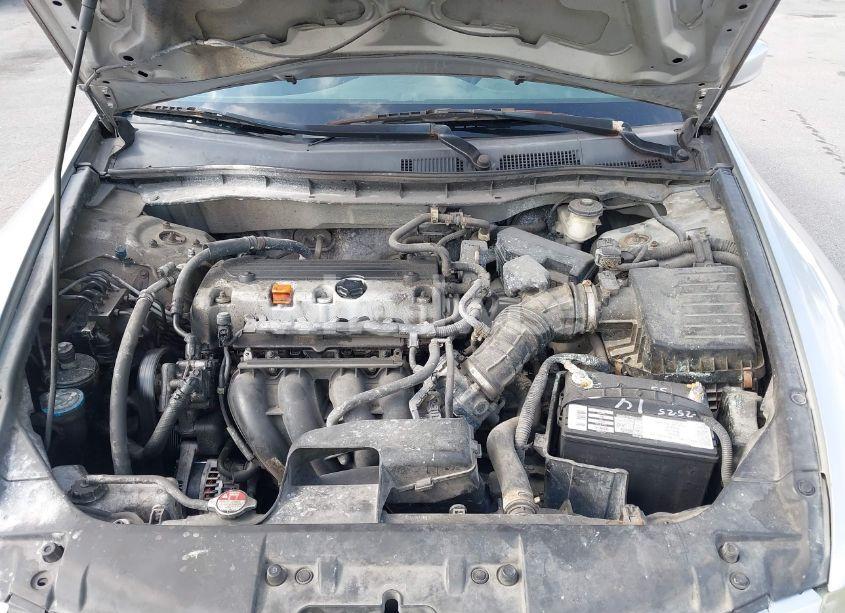 Photo 10 of 2008 Honda Accord 2.4 LX (VIN 1HGCP26368A120995)