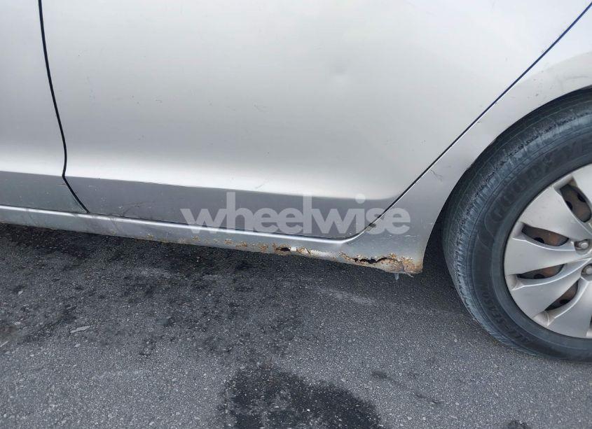 Photo 13 of 2008 Honda Accord 2.4 LX (VIN 1HGCP26368A120995)