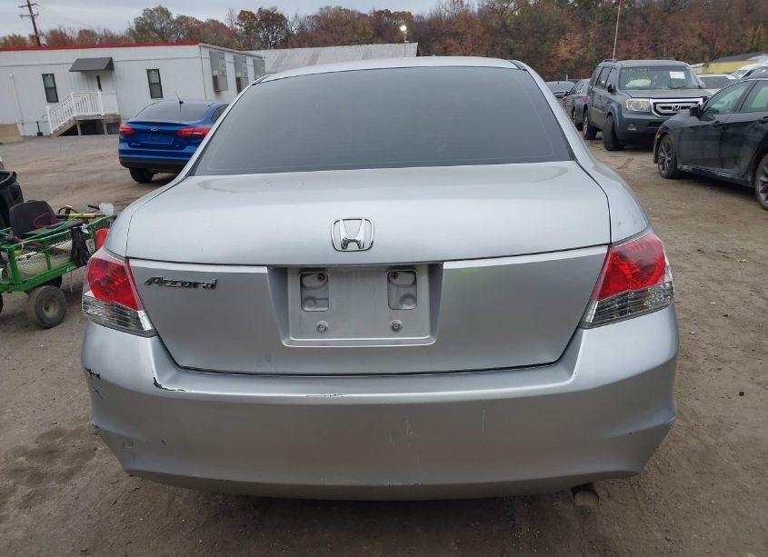 Photo 16 of 2009 Honda Accord 2.4 LX (VIN 1HGCP26369A075011)