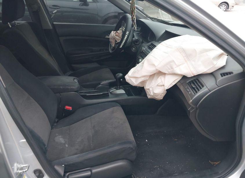 Photo 5 of 2009 Honda Accord 2.4 LX (VIN 1HGCP26369A075011)