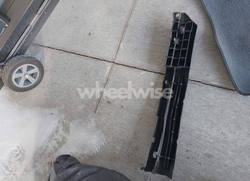 Photo 12 of 2009 Honda Accord 2.4 LX (VIN 1HGCP26369A081469)