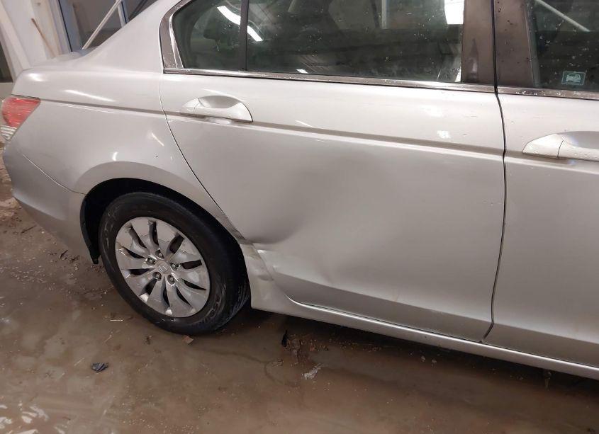 Photo 12 of 2009 Honda Accord 2.4 LX (VIN 1HGCP26369A093704)