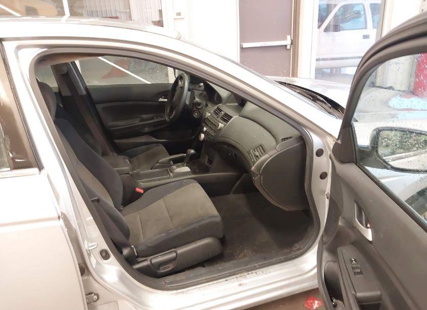 Photo 5 of 2009 Honda Accord 2.4 LX (VIN 1HGCP26369A093704)