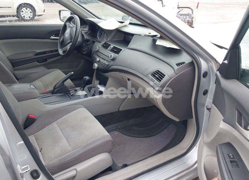 Photo 5 of 2008 Honda Accord 2.4 LX (VIN 1HGCP26378A142472)