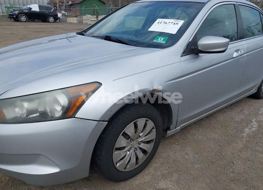 Photo 6 of 2009 Honda Accord 2.4 LX (VIN 1HGCP26379A095817)