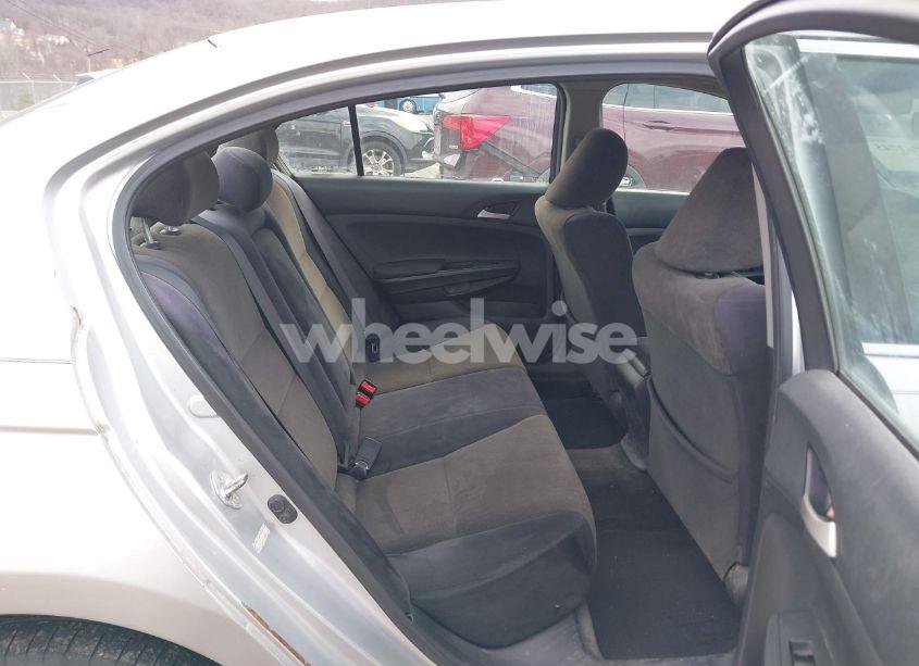 Photo 8 of 2009 Honda Accord 2.4 LX (VIN 1HGCP26379A095817)