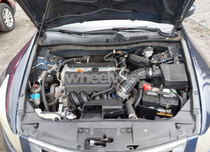 Photo 10 of 2009 Honda Accord 2.4 LX (VIN 1HGCP26379A105990)