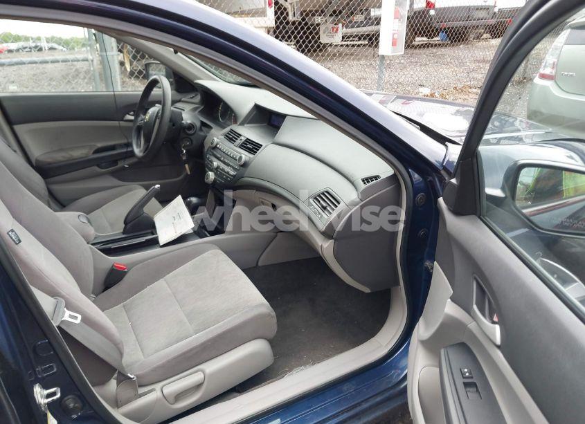 Photo 5 of 2009 Honda Accord 2.4 LX (VIN 1HGCP26379A105990)