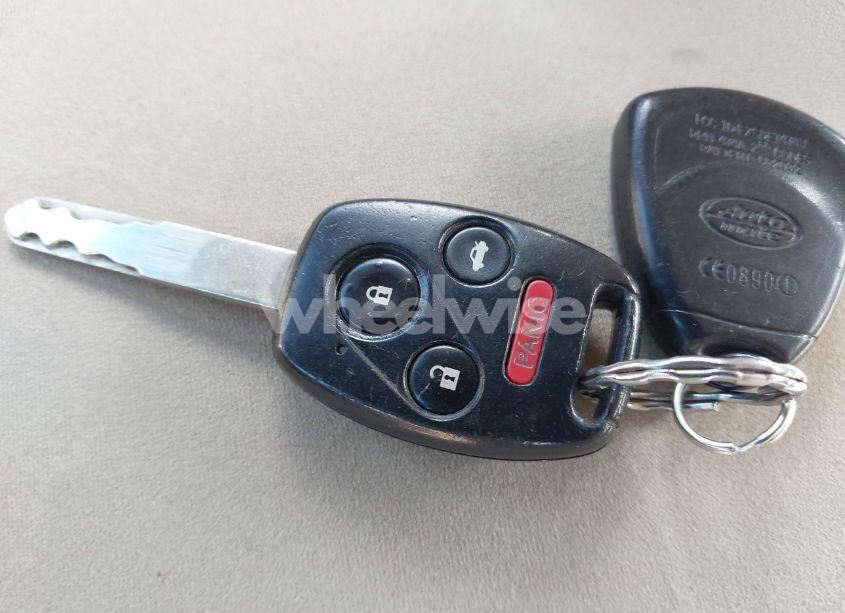 Photo 11 of 2009 Honda Accord 2.4 LX (VIN 1HGCP26379A139363)