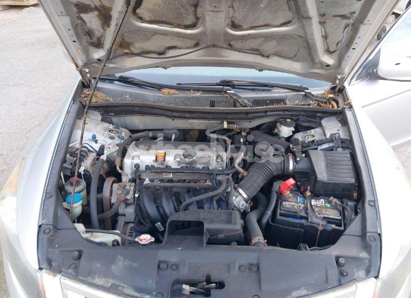 Photo 10 of 2009 Honda Accord 2.4 LX (VIN 1HGCP26379A146359)