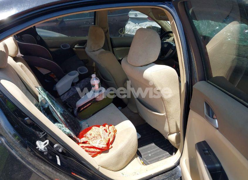 Photo 8 of 2009 Honda Accord 2.4 LX (VIN 1HGCP26379A161010)