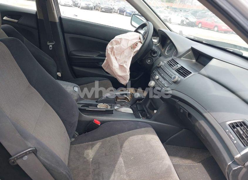 Photo 5 of 2008 Honda Accord 2.4 LX (VIN 1HGCP26388A037276)