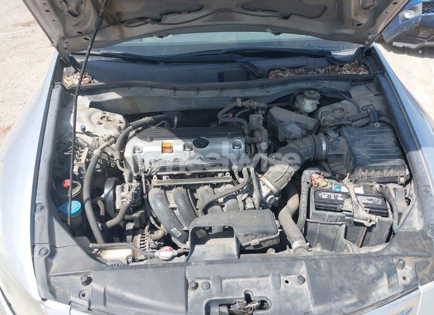 Photo 10 of 2009 Honda Accord 2.4 LX (VIN 1HGCP26389A054807)