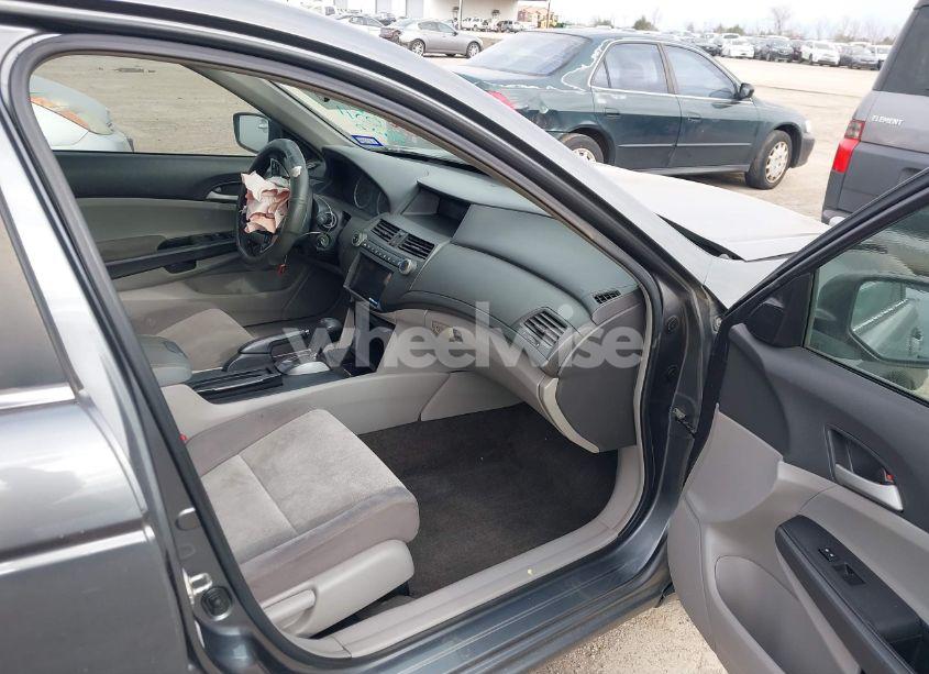 Photo 5 of 2009 Honda Accord 2.4 LX (VIN 1HGCP26389A062115)