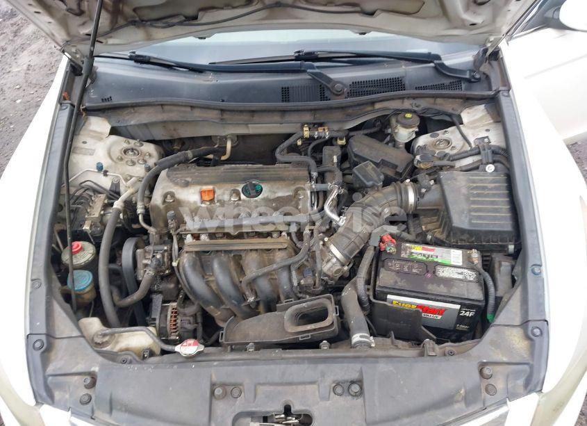 Photo 10 of 2009 Honda Accord 2.4 LX (VIN 1HGCP26389A069484)